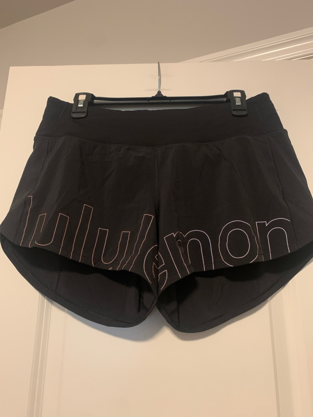 lululemon athletica Black Speed Up Shorts w, Rose Gold Wordmark and Logo, Sz 8